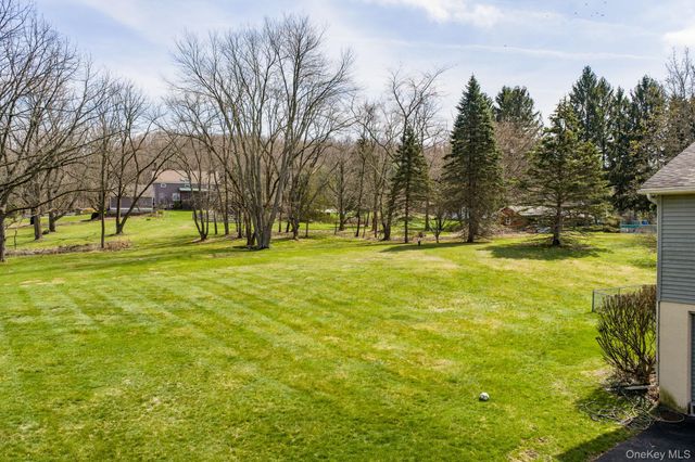 20 Winding Hills Drive, Florida, NY 10921