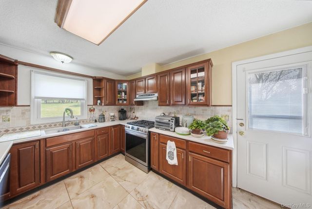 20 Winding Hills Drive, Florida, NY 10921