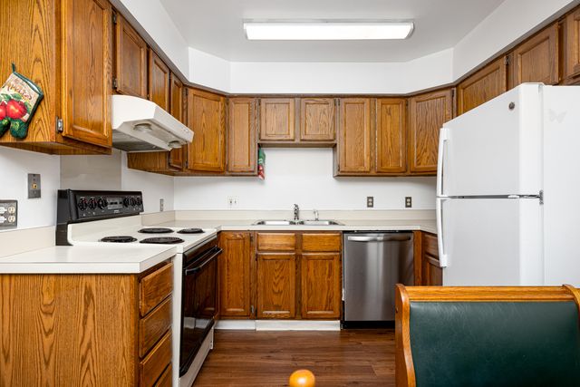 4218 Packard Street, Ann Arbor, MI 48108