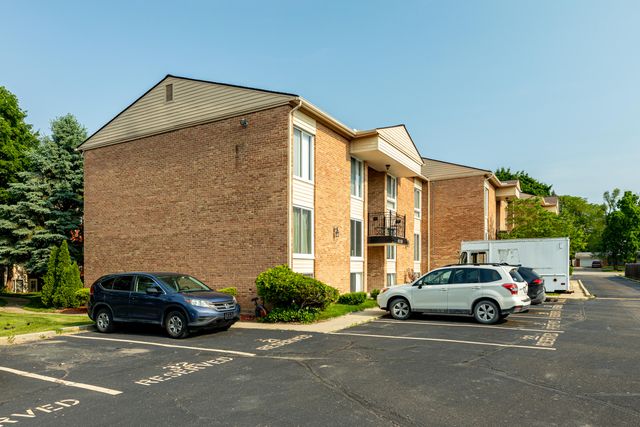 4218 Packard Street, Ann Arbor, MI 48108