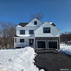 15 Martins Manor, Manchester, CT 06040