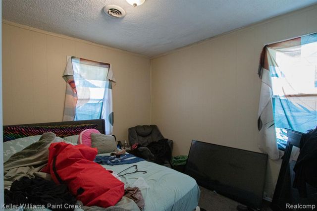 8284 Dodge Avenue, Warren, MI 48089