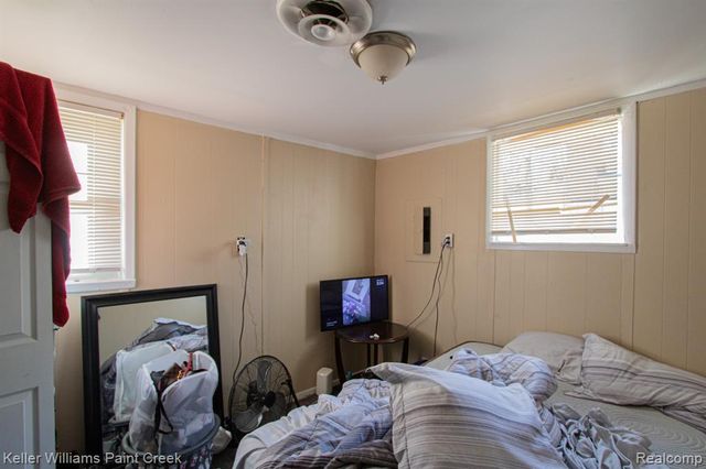 8284 Dodge Avenue, Warren, MI 48089