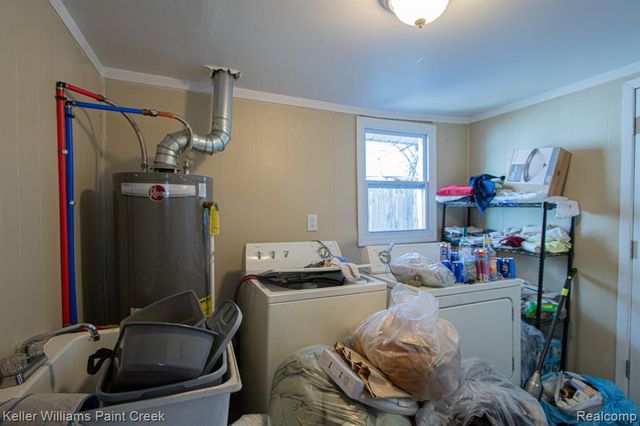 8284 Dodge Avenue, Warren, MI 48089