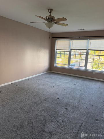 123 Chariot Court, Piscataway, NJ 08854