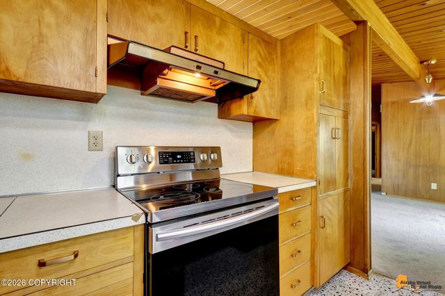 1575 H Street, Anchorage, AK 99501