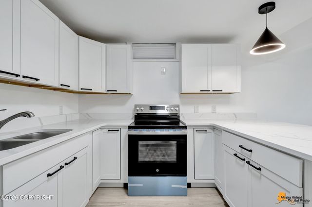 1575 H Street, Anchorage, AK 99501