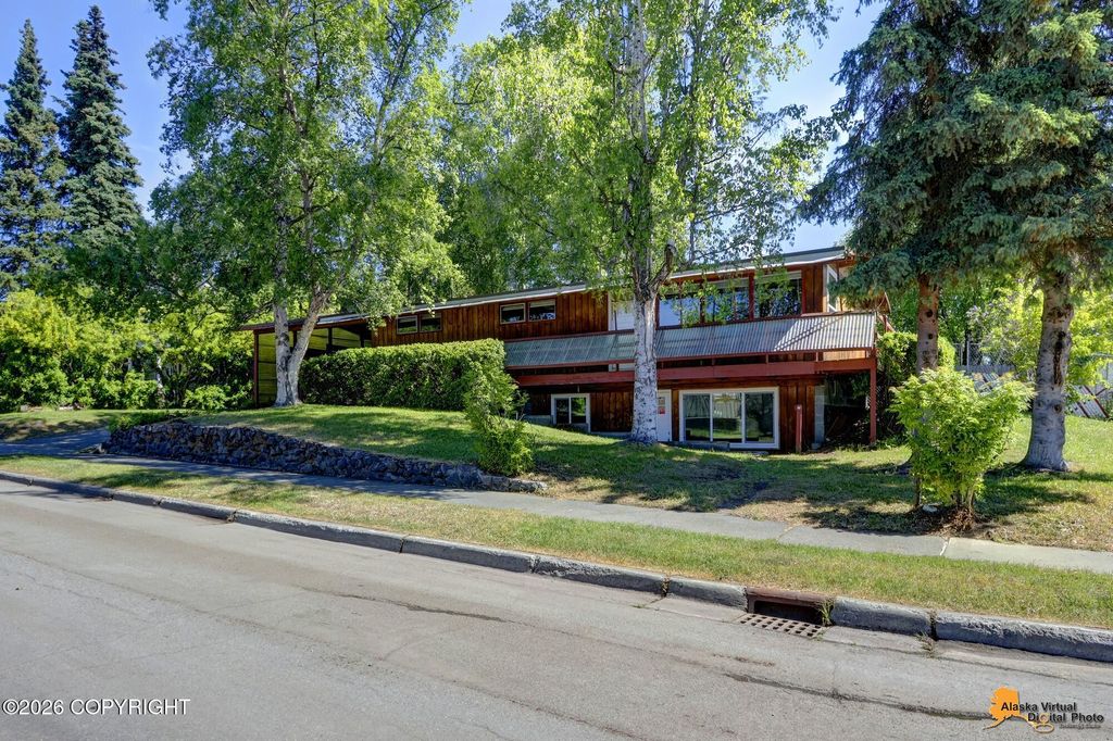 1575 H Street, Anchorage, AK 99501