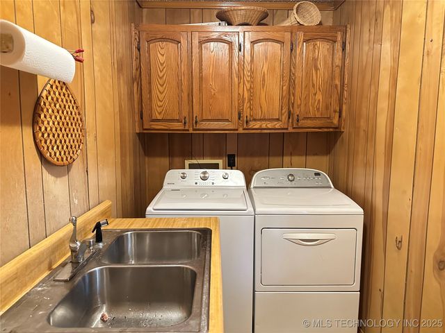 9742 State Hwy 20, Skiatook, OK 74070