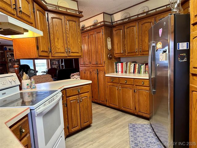 9742 State Hwy 20, Skiatook, OK 74070