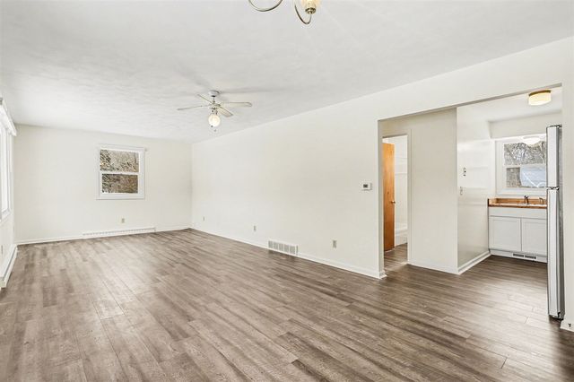 10809 N 12th Street, Plainwell, MI 49080