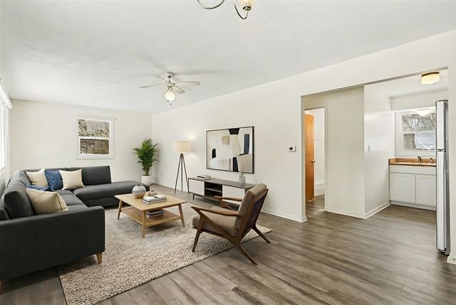 10809 N 12th Street, Plainwell, MI 49080