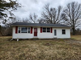 10809 N 12th Street, Plainwell, MI 49080