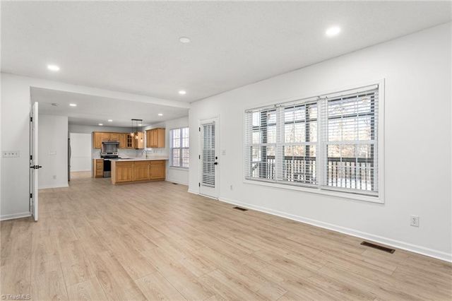 4221 Clovelly Drive, Greensboro, NC 27406