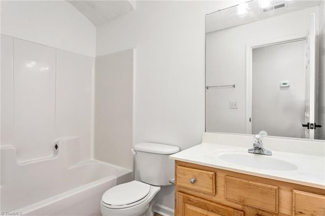 4221 Clovelly Drive, Greensboro, NC 27406