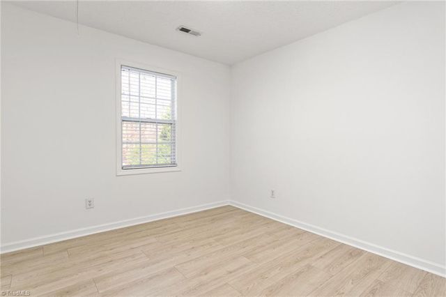 4221 Clovelly Drive, Greensboro, NC 27406