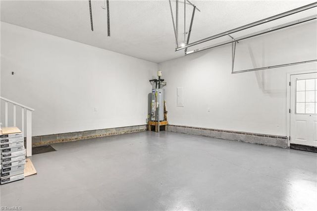 4221 Clovelly Drive, Greensboro, NC 27406