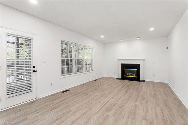 4221 Clovelly Drive, Greensboro, NC 27406