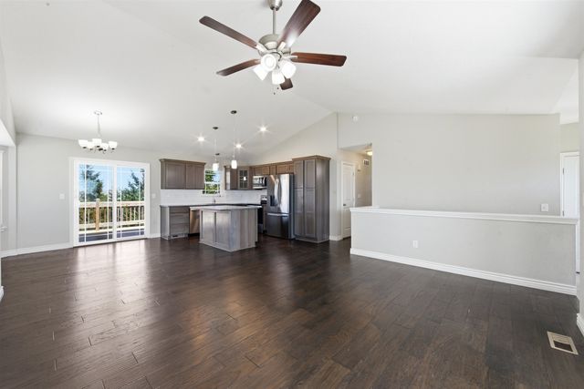 516 E Shade, Andover, KS 67002