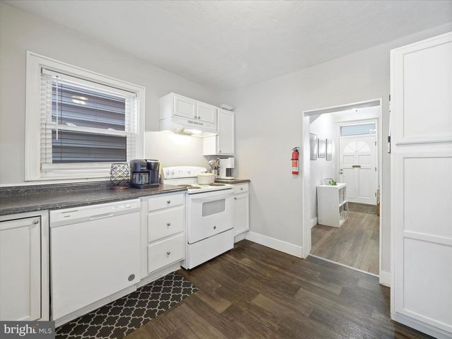 133 N CHURCH ST, Waynesboro, PA 17268