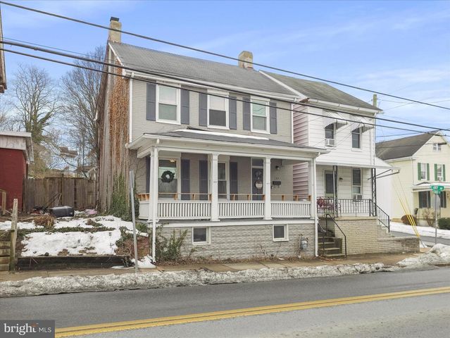 133 N CHURCH ST, Waynesboro, PA 17268