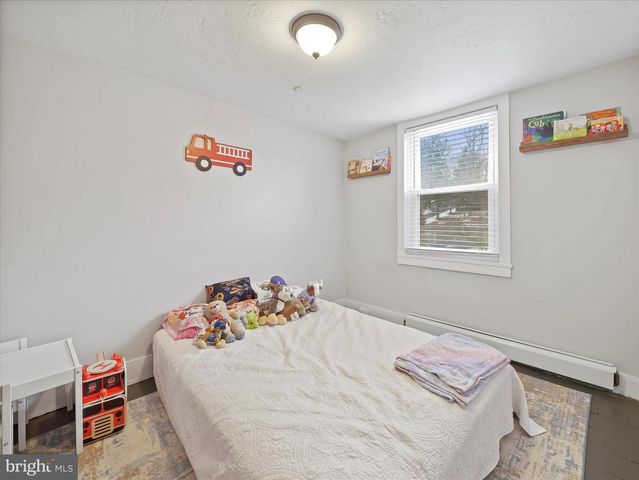 133 N CHURCH ST, Waynesboro, PA 17268