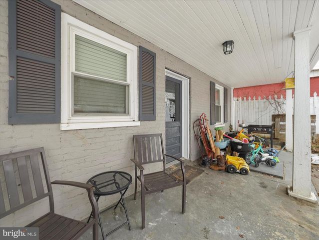 133 N CHURCH ST, Waynesboro, PA 17268