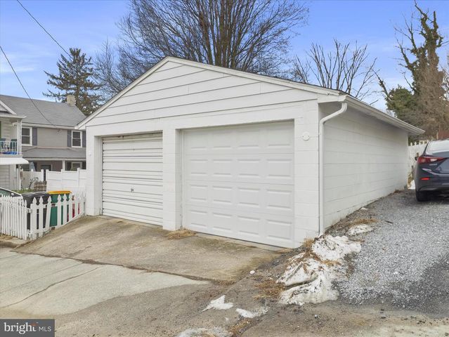 133 N CHURCH ST, Waynesboro, PA 17268