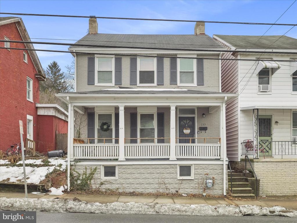 133 N CHURCH ST, Waynesboro, PA 17268
