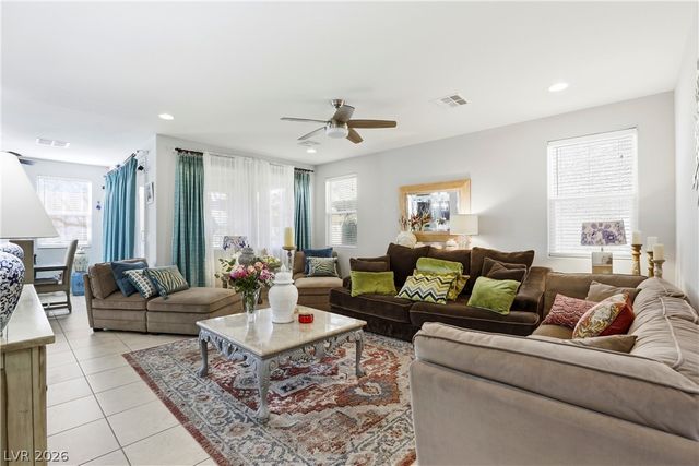 10593 Hamdem Avenue, Las Vegas, NV 89129