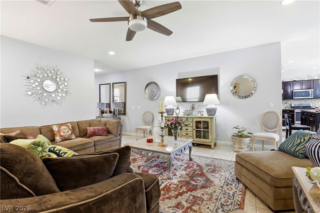 10593 Hamdem Avenue, Las Vegas, NV 89129