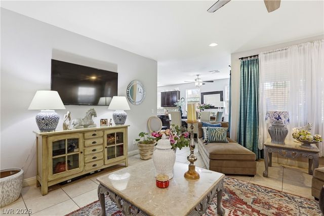 10593 Hamdem Avenue, Las Vegas, NV 89129