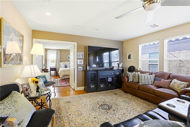 10593 Hamdem Avenue, Las Vegas, NV 89129