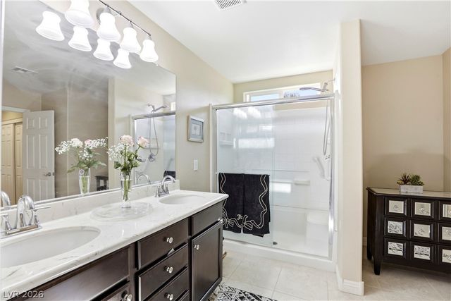 10593 Hamdem Avenue, Las Vegas, NV 89129