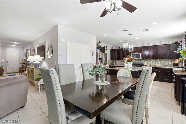 10593 Hamdem Avenue, Las Vegas, NV 89129