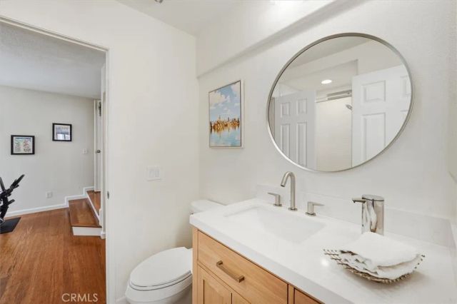 23029 Weymouth Place, Valencia, CA 91354