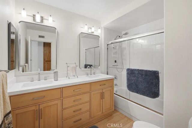 23029 Weymouth Place, Valencia, CA 91354