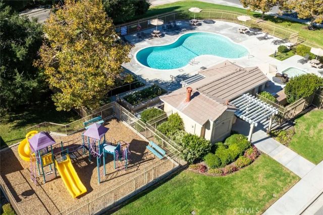 23029 Weymouth Place, Valencia, CA 91354