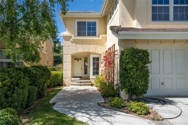 23029 Weymouth Place, Valencia, CA 91354