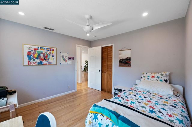 2420 Doidge Ave, Pinole, CA 94564
