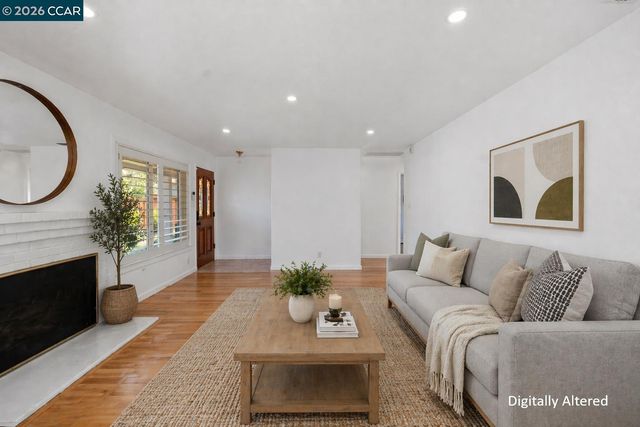 2420 Doidge Ave, Pinole, CA 94564