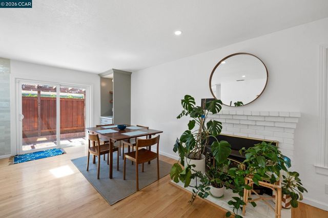 2420 Doidge Ave, Pinole, CA 94564