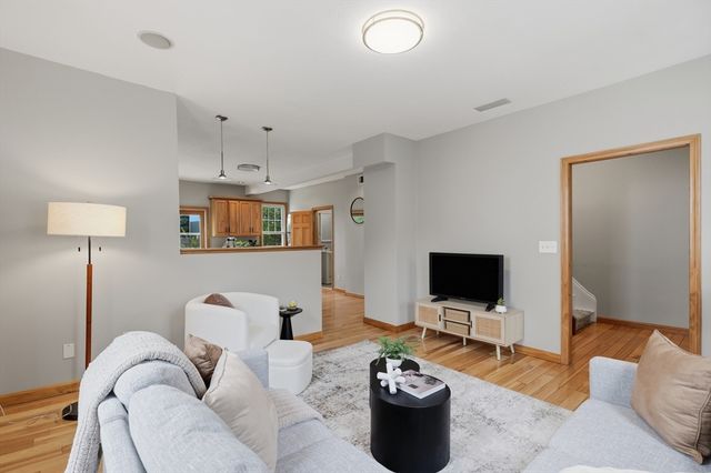 54 Vernon Street 54, Somerville, MA 02145