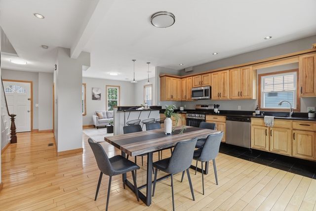 54 Vernon Street 54, Somerville, MA 02145