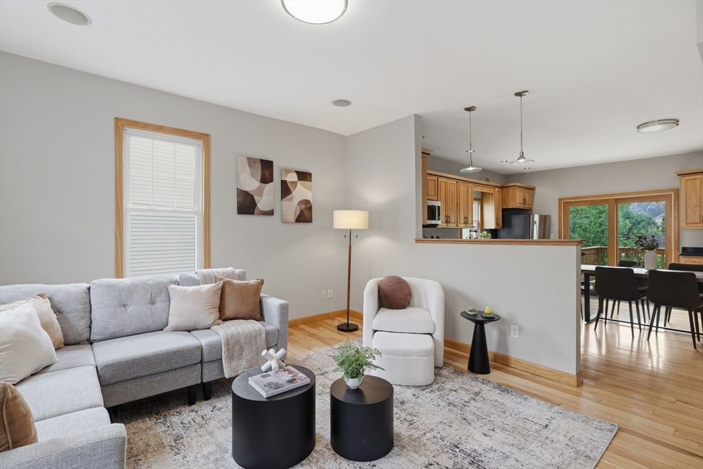 54 Vernon Street 54, Somerville, MA 02145