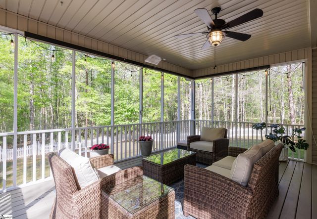 531 Woodheights Way, Travelers Rest, SC 29690