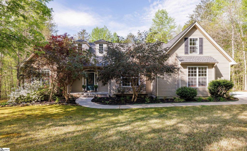 531 Woodheights Way, Travelers Rest, SC 29690