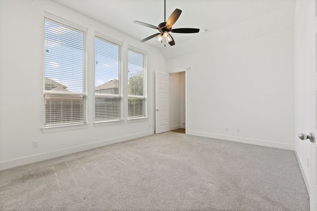 1696 Storey Lane, Waxahachie, TX 75165