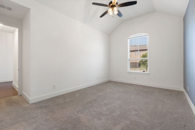 1696 Storey Lane, Waxahachie, TX 75165