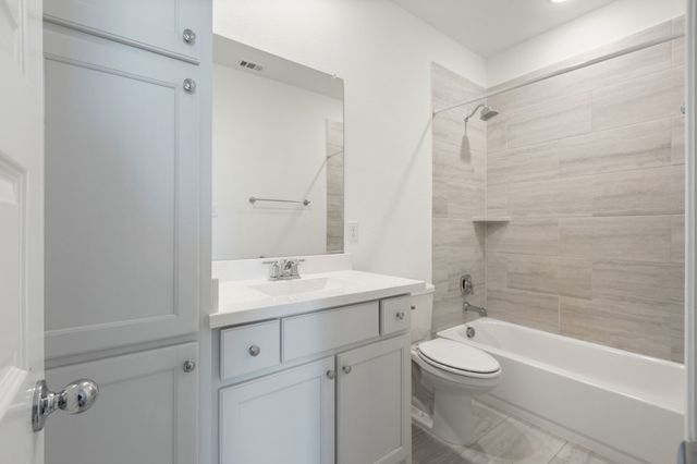 1696 Storey Lane, Waxahachie, TX 75165